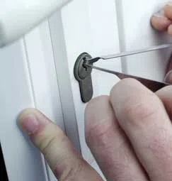 Safe Key Store Lawnside, NJ 856-437-3696 - 18-Emergency-Opening